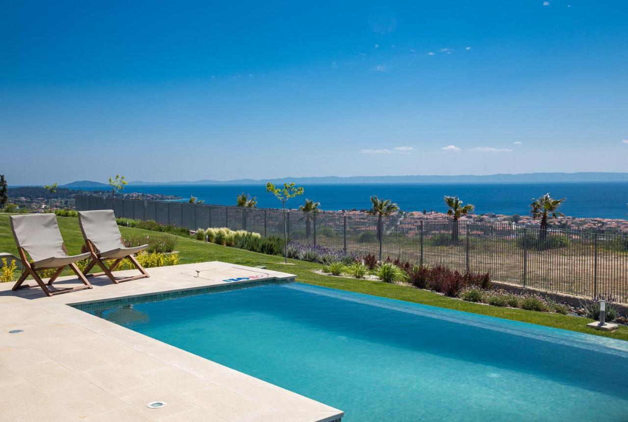 Arthill Eco Villas Никити Екстериор снимка